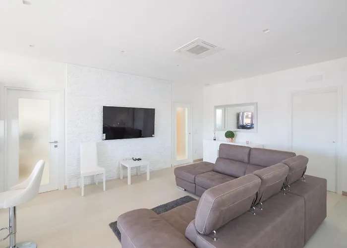 Luxury House Monti Azzurri * Macchie (Perugia)